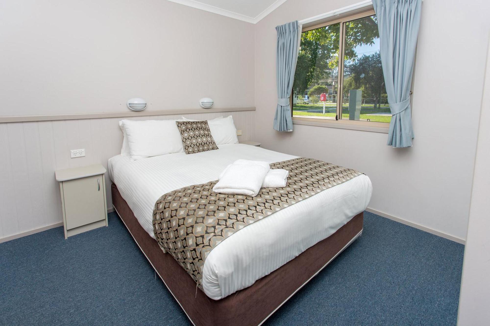 Big4 Batemans Bay At Easts Riverside Holiday Park Hotel Стая снимка